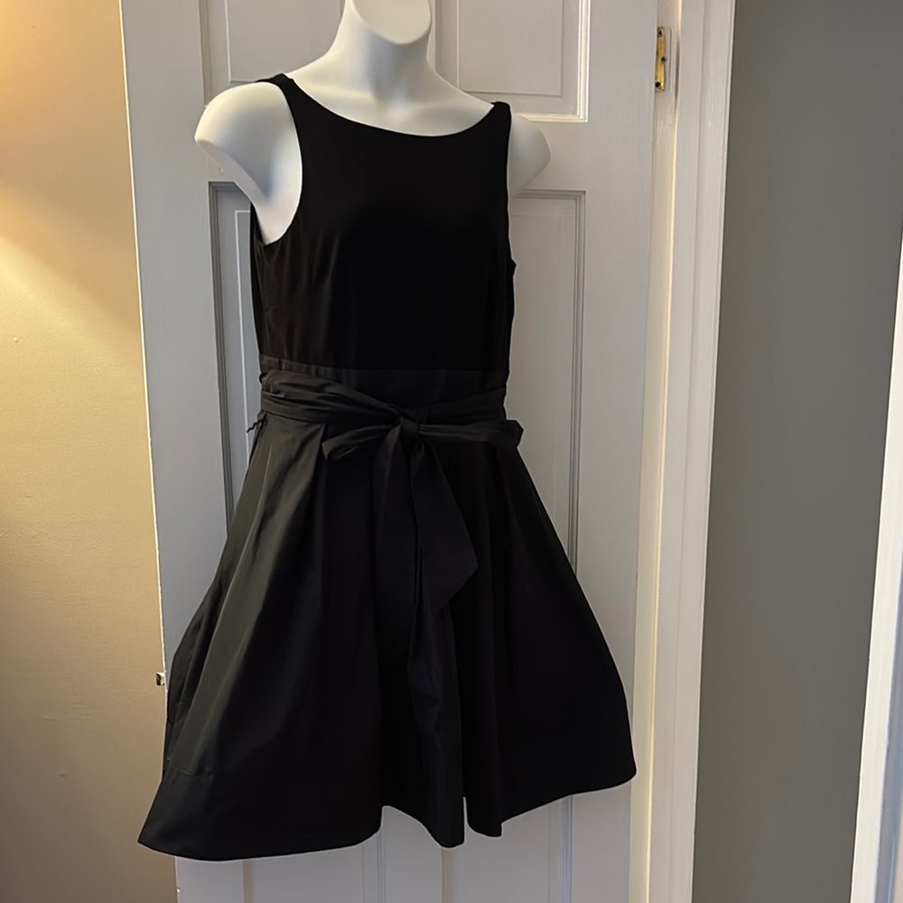 Elegant RALPH LAUREN Black Sleeveless Dress with Bow Belt, Wrap Style!